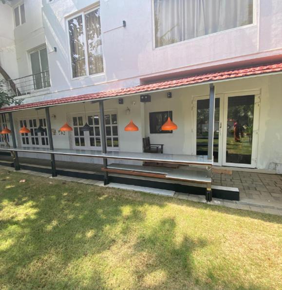Montecarlo Hotel Mahabalipuram Exterior foto